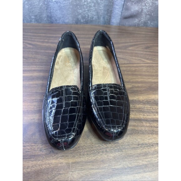 Clarks Artisan Shoes Pumps Heels Women Size 9.5N Black Patent Slip On - Picture 2 of 16